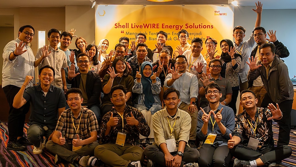 Potret peserta, mentor, dan panelis Shell LiveWIRE Energy Solutions 2024