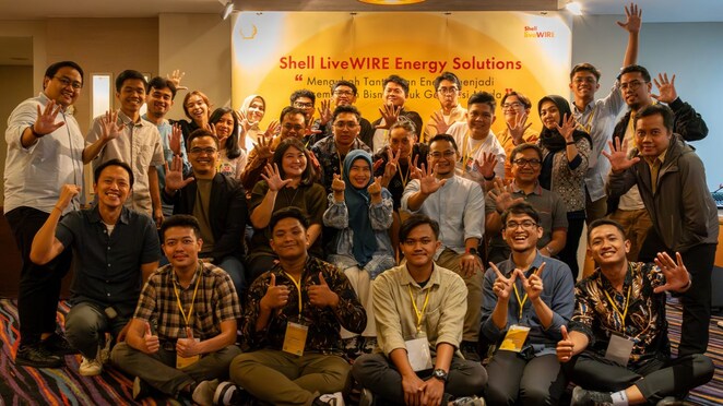 Potret peserta, mentor, dan panelis Shell LiveWIRE Energy Solutions 2024